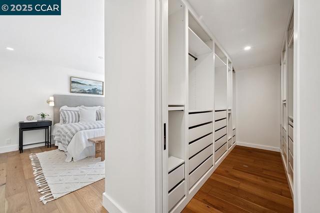 3108 Del Oceano Dr, Lafayette CA: https://media.crmls.org/mediaz/b4cf4999-a08c-4f50-a18e-e3c8e066aaa5.jpg