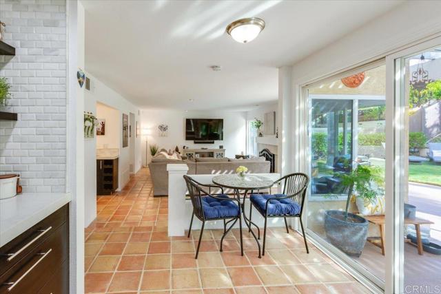 Detail Gallery Image 6 of 12 For 13411 Appalachian Way, San Diego,  CA 92129 - 3 Beds | 2/1 Baths