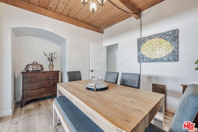 1148 Turquoise Street, San Diego CA: https://media.crmls.org/mediaz/b4d26e31-45f9-453b-93f7-be3e7bfbc504.jpg