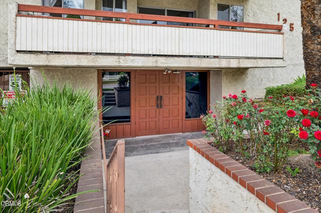 Detail Gallery Image 2 of 27 For 125 S Sierra Madre Bld #304,  Pasadena,  CA 91107 - 2 Beds | 2 Baths