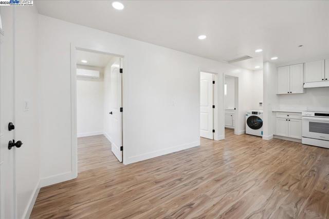 917 Channing Way, Berkeley CA: https://media.crmls.org/mediaz/b4d41fd3-b35f-47f6-ab93-6b131eda9efc.jpg