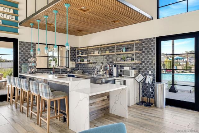 28079 Harvest Ct, Valley Center CA: https://media.crmls.org/mediaz/b4d56494-719c-415f-aa12-3b9139e25cd0.jpg