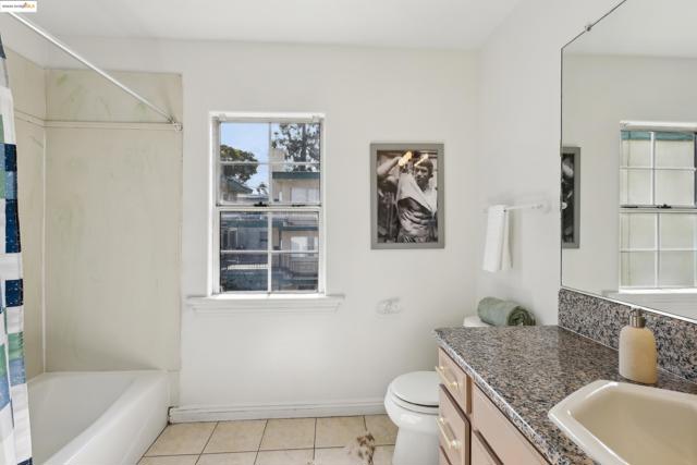 3064 E 15Th St, Oakland CA: https://media.crmls.org/mediaz/b4d59659-7e4b-4f45-9ac8-8e717575754e.jpg