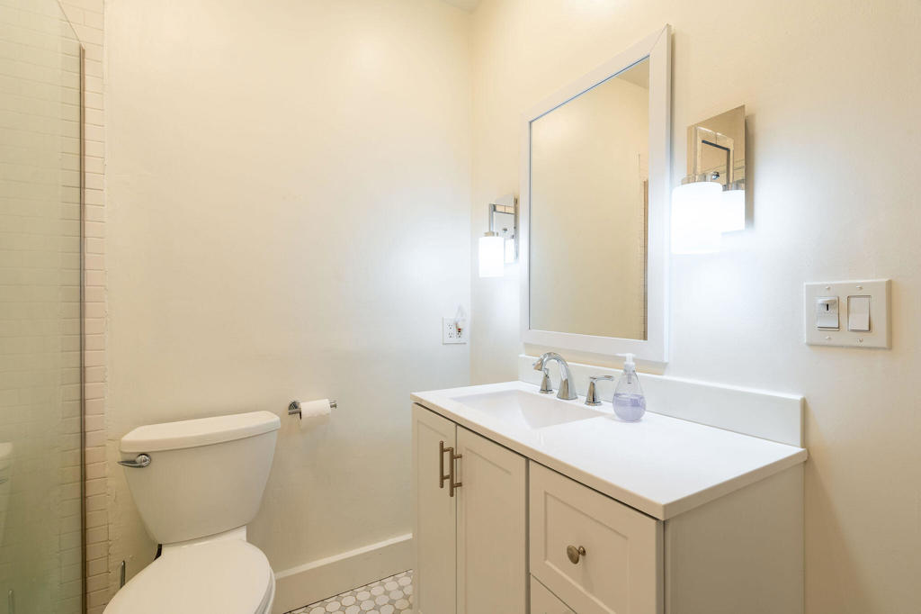 MLS #219133619DA img 16