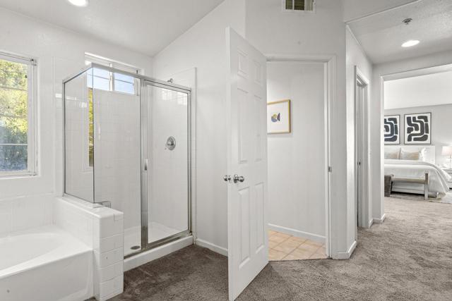 32447 Pacific Grove Way, Union City CA: https://media.crmls.org/mediaz/b4d856d7-7f27-4bca-a5f9-7fc36fcc1273.jpg
