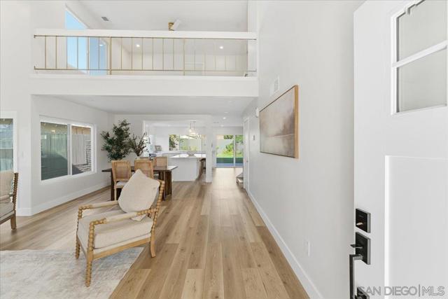 8686 Perseus Rd, San Diego CA: https://media.crmls.org/mediaz/b4d85d50-1942-4036-af9b-2dd27b071467.jpg