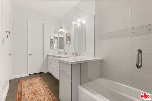 1500 Camden Avenue, Los Angeles CA: https://media.crmls.org/mediaz/b4d90c19-819d-46dc-bf50-2f04c3e059e5.jpg