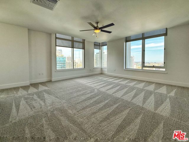 717 W Olympic Boulevard, Los Angeles CA: https://media.crmls.org/mediaz/b4d94432-2918-4040-a01b-daeeb476bac9.jpg