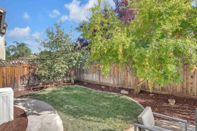 Image 49 of 59 For 364 Gardenia Drive