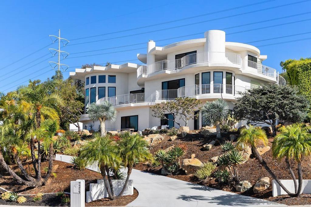 7215 El Fuerte St - photo 4