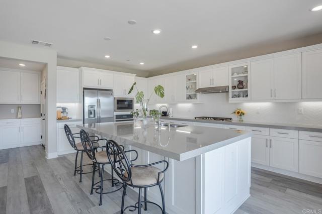 2964 Hayloft Place, Escondido CA: https://media.crmls.org/mediaz/b4d9d668-0e79-4e9d-af34-7aeda2e80dd0.jpg