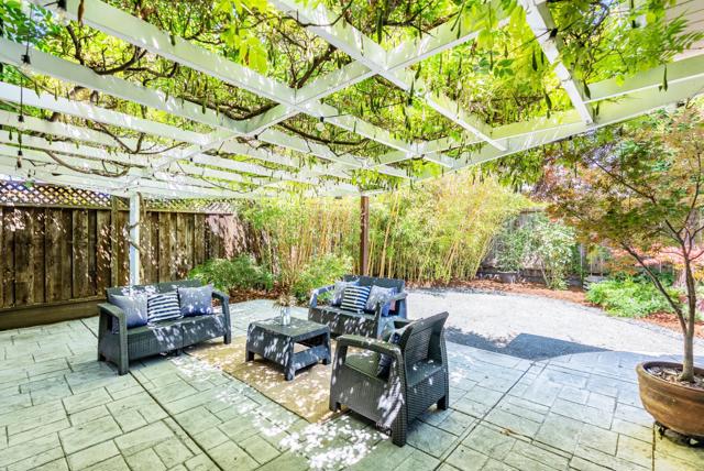 582 Morse Avenue, Sunnyvale CA: https://media.crmls.org/mediaz/b4db79a2-d31f-4e00-be0f-c736149d7587.jpg