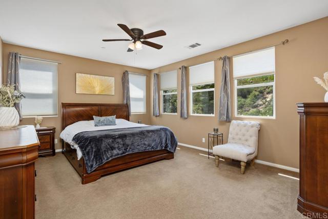 3385 Wild Oak Lane, Escondido CA: https://media.crmls.org/mediaz/b4df93c4-8ee1-4311-9900-64c32000e2bd.jpg