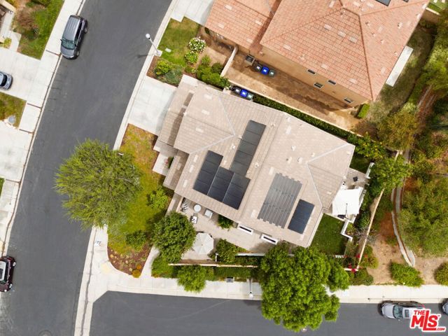 24229 La Montura Drive, Valencia CA: https://media.crmls.org/mediaz/b4e0692f-b781-476e-af42-0e0d85809a4b.jpg