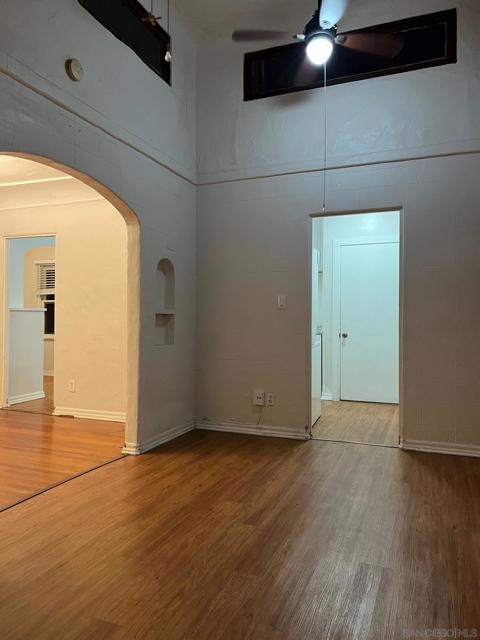 4727 Choctaw Dr., San Diego CA: https://media.crmls.org/mediaz/b4e0d715-0ab9-4988-90c1-dc7565e3eb01.jpg