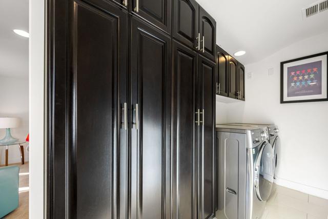 73484 Goldflower Street, Palm Desert CA: https://media.crmls.org/mediaz/b4e16543-ca8b-4d96-a83d-4154e79e2714.jpg