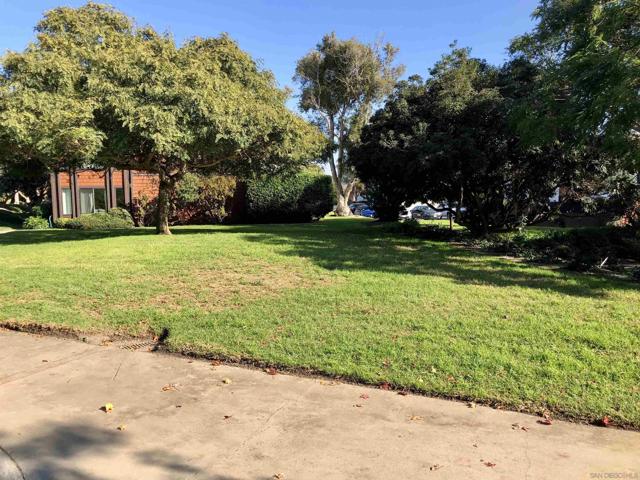 2422 Caminito Ocean Cv, Cardiff by the Sea CA: https://media.crmls.org/mediaz/b4e21248-cfeb-4a71-99cc-be92bdb5a43a.jpg