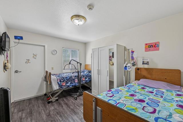 Detail Gallery Image 42 of 74 For 5979 Harps Ct, San Diego,  CA 92114 - – Beds | – Baths