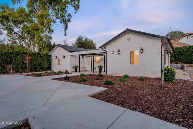 568 Bristol Avenue, Simi Valley CA: https://media.crmls.org/mediaz/b4e49ca9-20e8-4463-b19b-cd0070996748.jpg