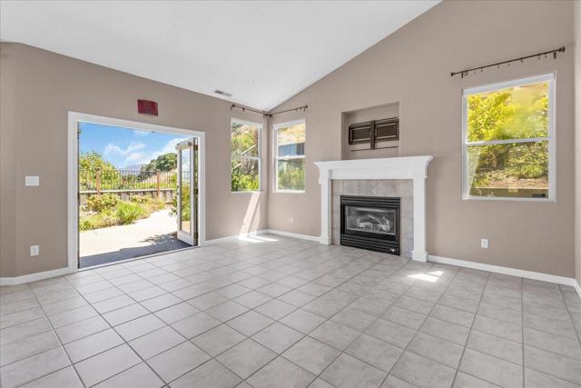 21775 Woodrose Place, Salinas CA: https://media.crmls.org/mediaz/b4e4a850-76d8-40c1-af5f-b74634a34360.jpg
