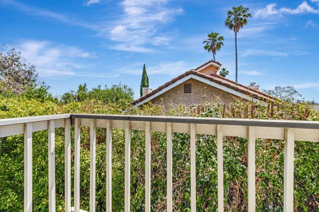1440 Kring Way, Los Altos CA: https://media.crmls.org/mediaz/b4e5241c-0078-4617-816c-0011c34b36b2.jpg