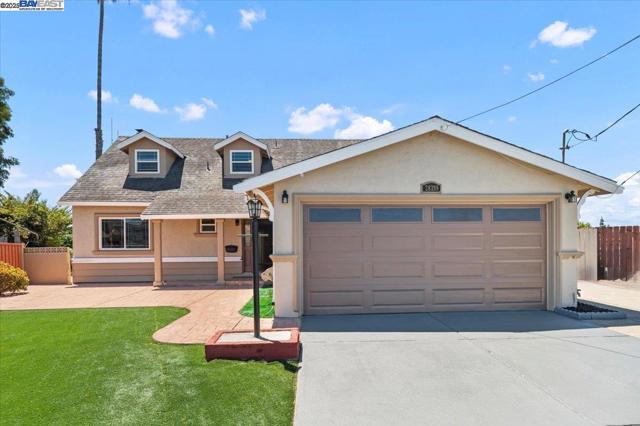 28399 CUBBERLEY CT, Hayward CA: https://media.crmls.org/mediaz/b4e5580e-3956-4e31-9649-27f5cf606ede.jpg