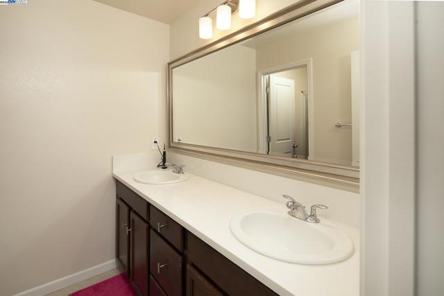 17819 Banks Street, Marina CA: https://media.crmls.org/mediaz/b4e5bfdd-55fd-4242-8028-4444094b822c.jpg