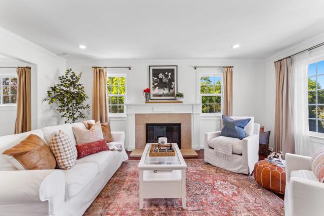2 Black Tail Lane, Monterey CA: https://media.crmls.org/mediaz/b4e5e14d-a6dd-4020-98d8-446cd0541400.jpg