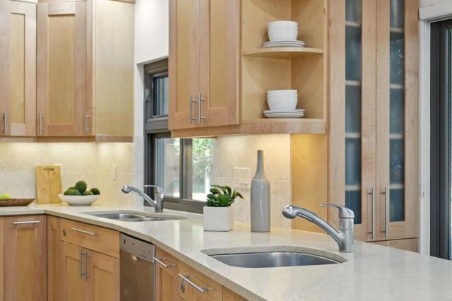 1 Creekridge Court, San Mateo CA: https://media.crmls.org/mediaz/b4e61f2e-ec3c-4296-809a-690913fde81f.jpg