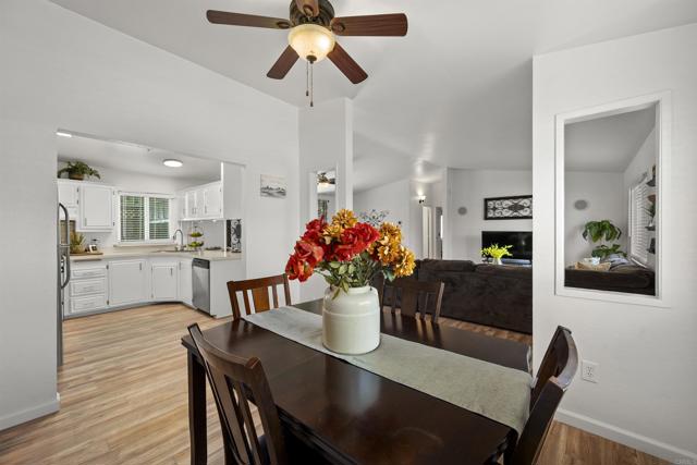 8620 Atlas View Drive, Santee CA: https://media.crmls.org/mediaz/b4e78026-48e7-43ec-9830-f5c4ac769e03.jpg