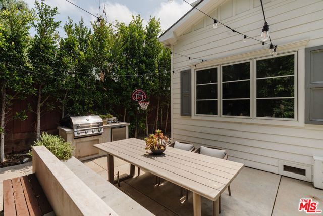 Image 20 of 22 For 141 Saltair Avenue