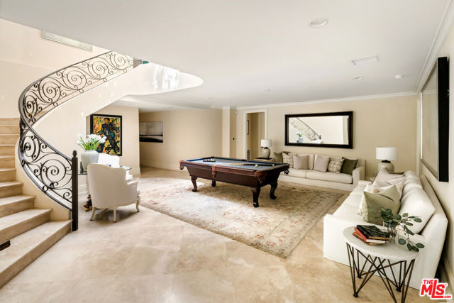 1350 Benedict Canyon Drive, Beverly Hills CA: https://media.crmls.org/mediaz/b4e98dc9-6331-4b35-a25b-2257597a545f.jpg