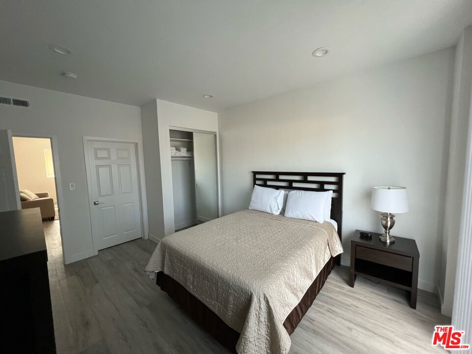 MLS #25543639 img 10