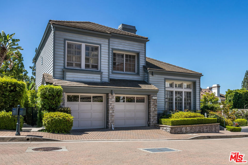 11742 Ipswich Court