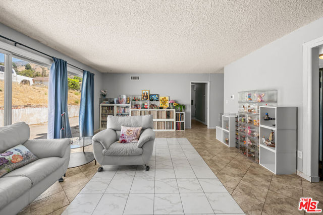 12471 Tibbetts Street photo 7