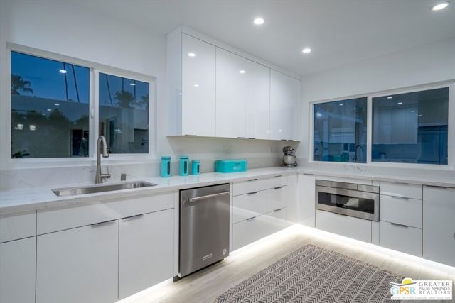 Image 14 of 51 For 1657 Sunrise Way