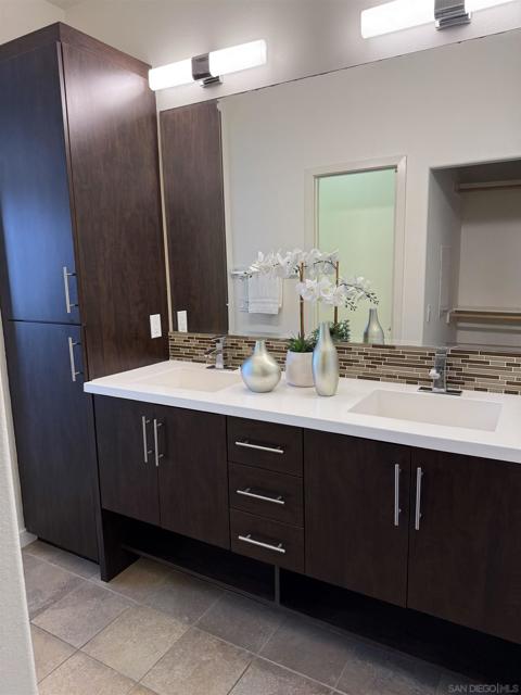 Image 12 of 21 For 2071 Lynx Way