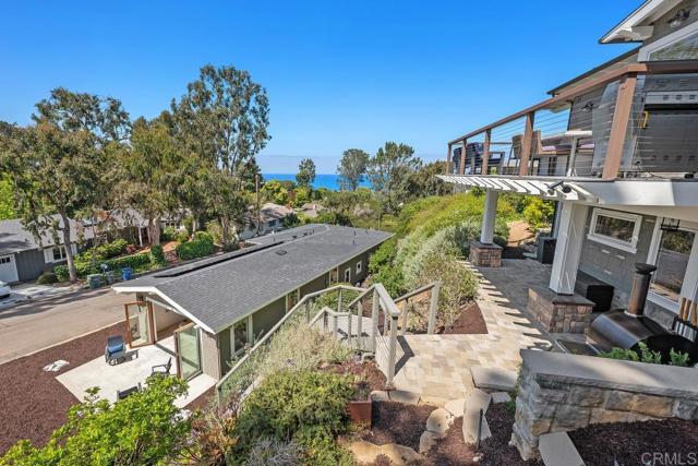 Detail Gallery Image 28 of 30 For 555 Amphitheatre, Del Mar,  CA 92014 - 4 Beds | 3/1 Baths