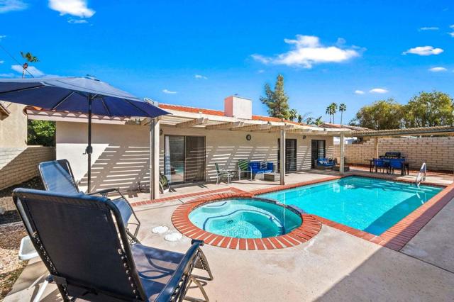 72815 Tampico Drive, Palm Desert CA: https://media.crmls.org/mediaz/b4eb821f-d6ff-4be1-bc12-c3423e16801c.jpg