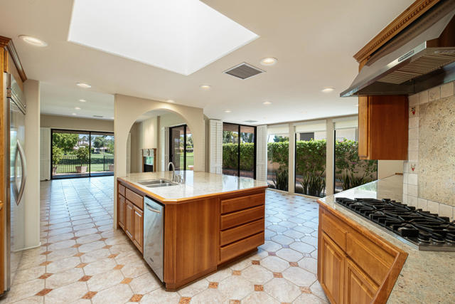 70 Columbia Drive, Rancho Mirage, CA 92270