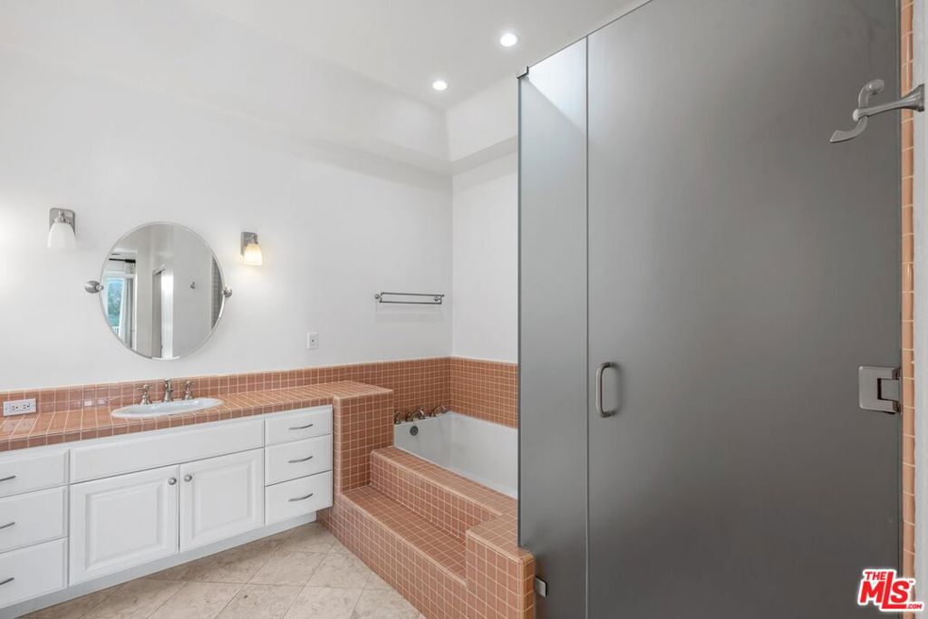 MLS #25618077 image #34