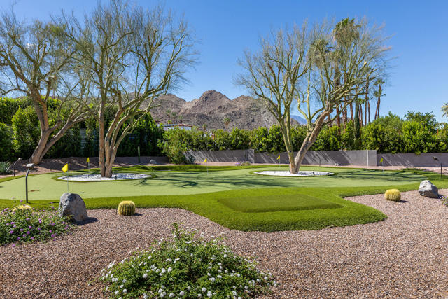71501 Sahara Road, Rancho Mirage CA: https://media.crmls.org/mediaz/b4ed4530-ef9e-4900-ba7f-8d0da5d1e2b0.jpg