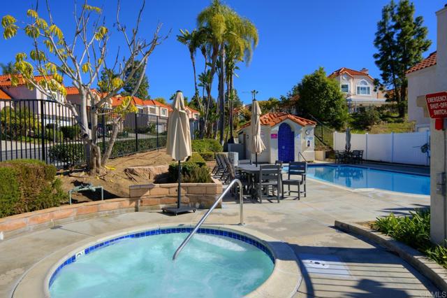 Detail Gallery Image 37 of 39 For 1477 Genoa Dr, Vista,  CA 92081 - 3 Beds | 2/1 Baths