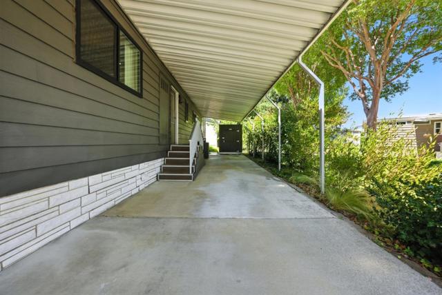 26 Quail Hollow Drive, San Jose CA: https://media.crmls.org/mediaz/b4ef81c1-0ea9-406a-934f-fa6ddc3dd445.jpg