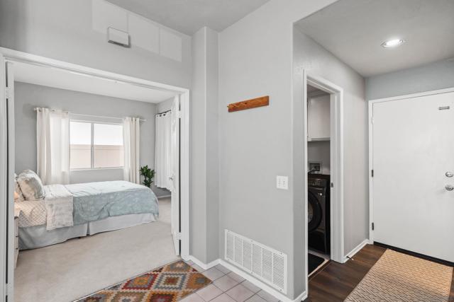 1593 Avenida Guillermo, Oceanside CA: https://media.crmls.org/mediaz/b4f0134c-3edc-4d71-a2b0-4af432c95a8a.jpg