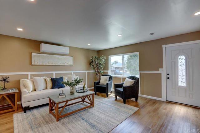 Detail Gallery Image 6 of 70 For 9579 Carlton Hills Blvd, Santee,  CA 92071 - 4 Beds | 2 Baths