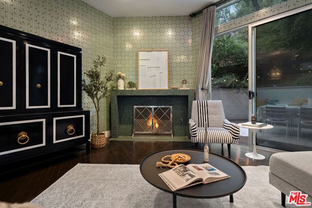 2180 Laurel Canyon Boulevard, Los Angeles CA: https://media.crmls.org/mediaz/b4f0c63b-1d95-4295-9eba-57713da51a2b.jpg