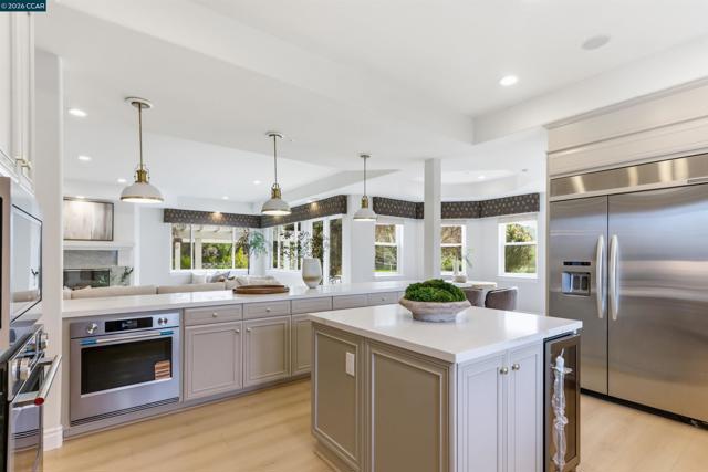 2981 GRAPEVINE TER, Fremont CA: https://media.crmls.org/mediaz/b4f3195d-23c5-40fa-92ac-0b3f2af379c3.jpg