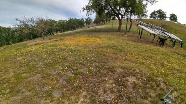 38483 Milpitas Road,  CA: https://media.crmls.org/mediaz/b4f4881f-30bd-4021-a64e-ddaf66bffda0.jpg