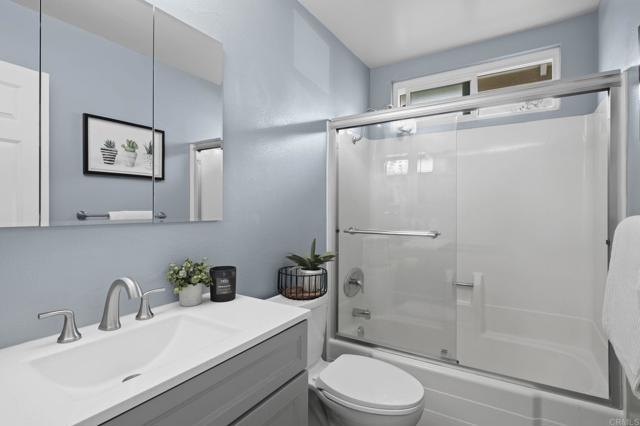 Image 27 of 42 For 2034 Fantero Ave